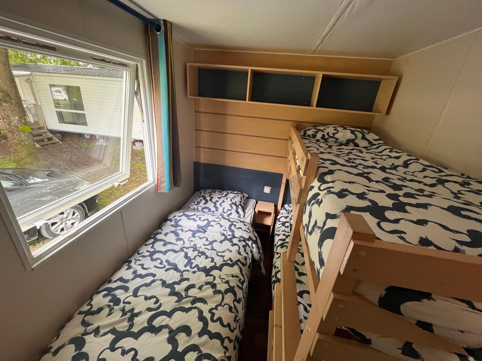 Les Pinots D'Alsace - 3 Bungalows Climatises Avec Tv - Proche Europa Park Boofzheim Room photo